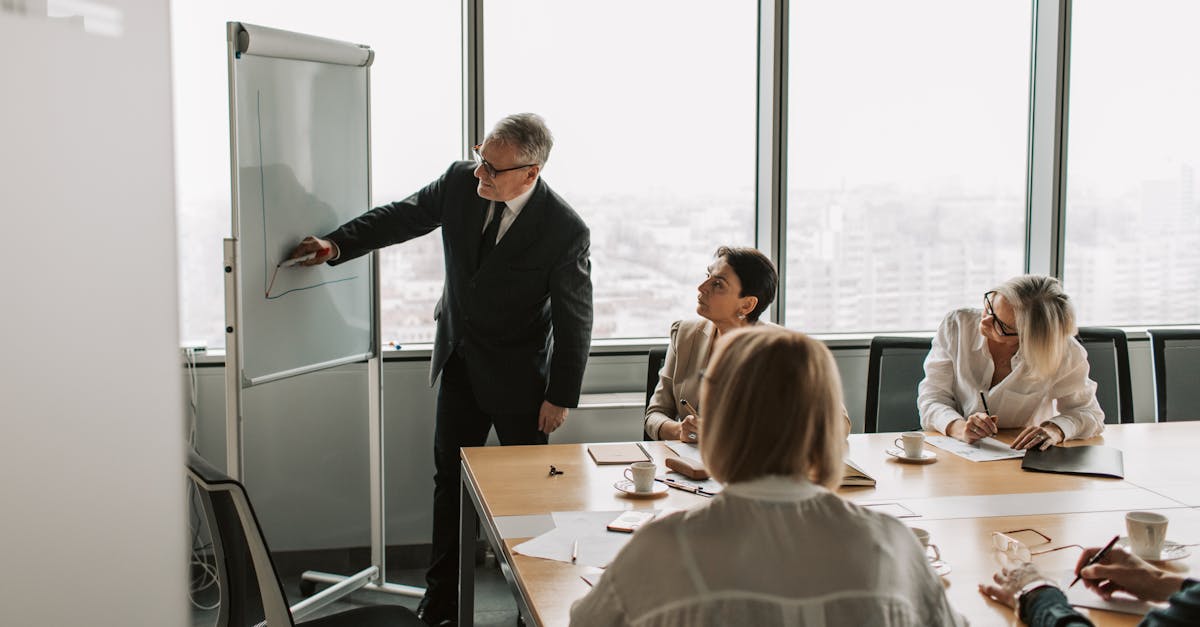 大量出售电话卡：亿诚注册代理公司